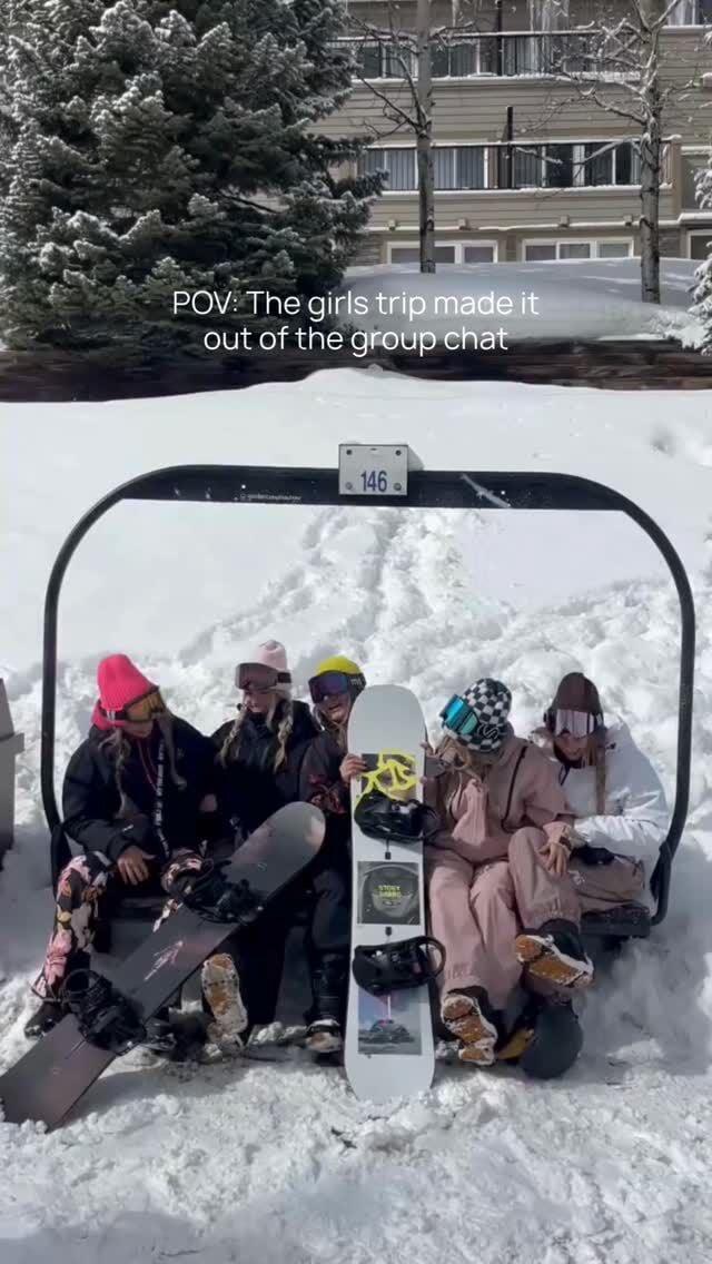 📍 Winter Park, CO

📷 @girlsthatboardd