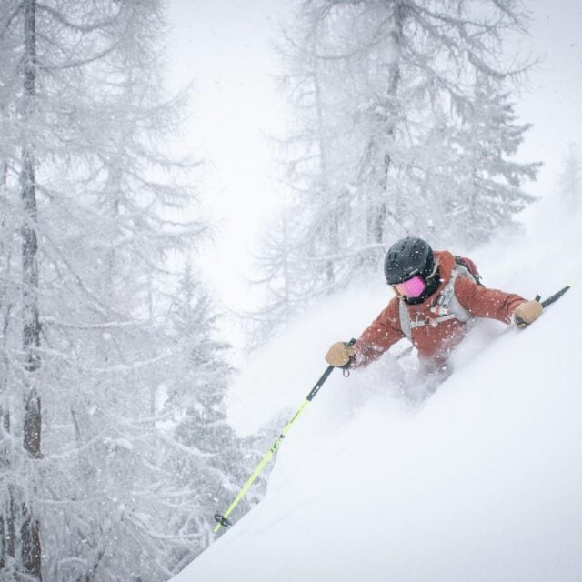 Winter is back! Book now at www.luxurymountaindestinations.com ❄️
