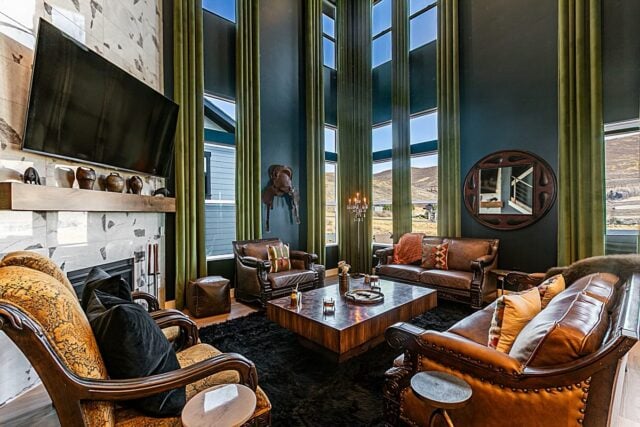 Mountain luxury reimagined at Deer Springs 382 ✨ From breathtaking views to unforgettable themed rooms, this one-of-a-kind escape was made for memorable stays. #VisitUtah#MountainEscape